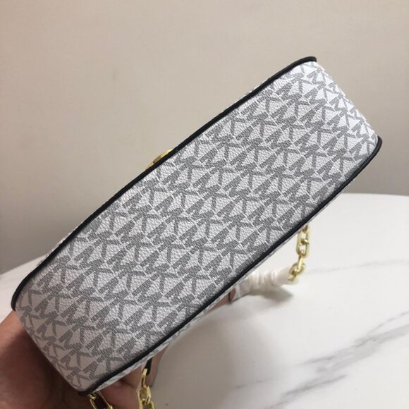 Michael Kors Monogram Underarm Bag Pink - Picture 5 of 10